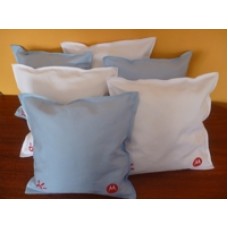 Art. 00159 ALMOHADONES CON LOGO. 